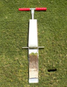 12 Inch Deep Mascaro Profile Sampler - The sample is extracted and then the cutter blade is simply opened with the aid of a specially designed hinge. No bolts or screws to fumble with when opening sampler. Sample can be viewed instantly and it has the quality you have come to expect from Turf-Tec International.