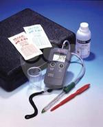 Kit for Direct Soil pH Measurement with Special Electrode for direct soil reading with an accuracy of ±0.02 pH points. Direct Soil pH Probe Kit by Hannah comes with PHDS-25 Glass pH electrode, PHDS-30 ground auger, PHDS-20 soil preparation solution, PH-CAL-N pH 4 and pH 7 calibration packets, PHDS-15 electrode cleaning solutions, batteries, rugged carrying case and instructions.